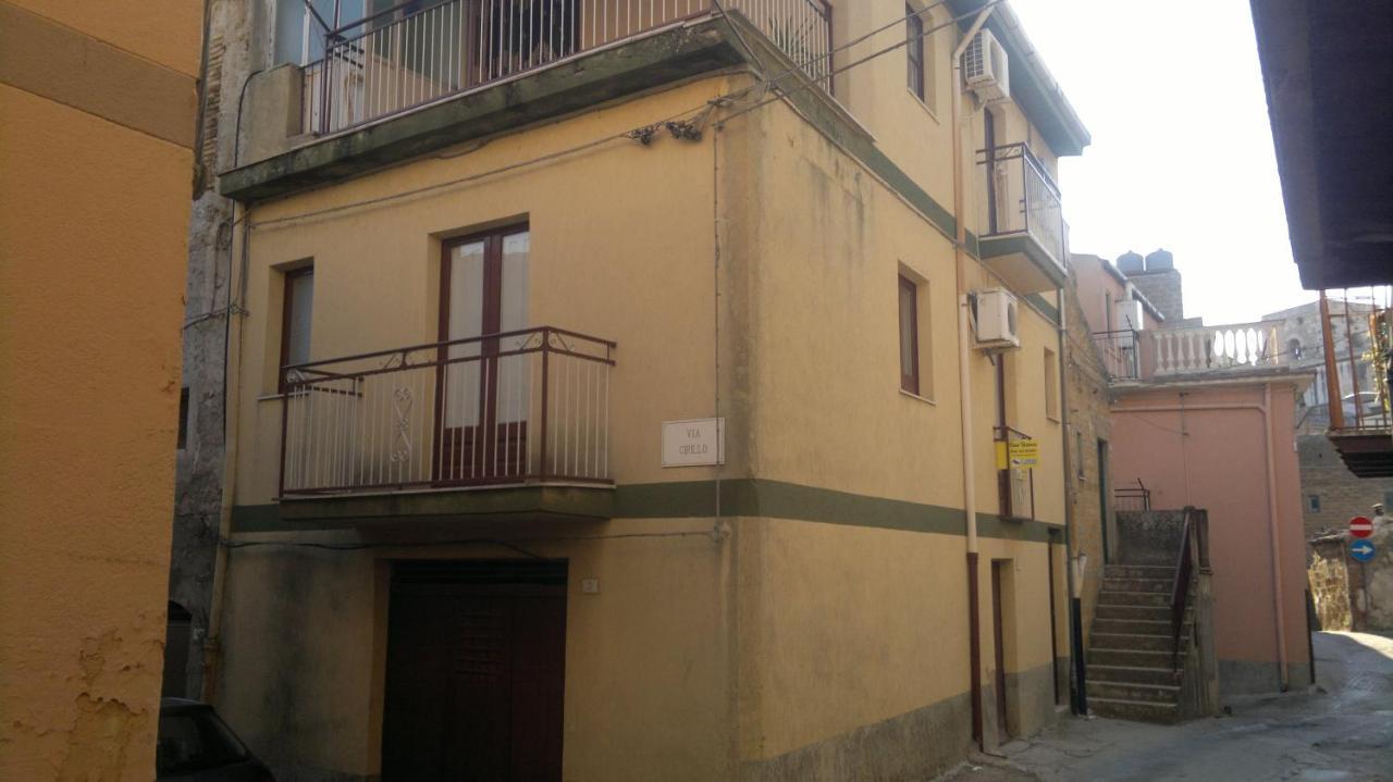 ホテル Casa Salvaggio Grotte  エクステリア 写真
